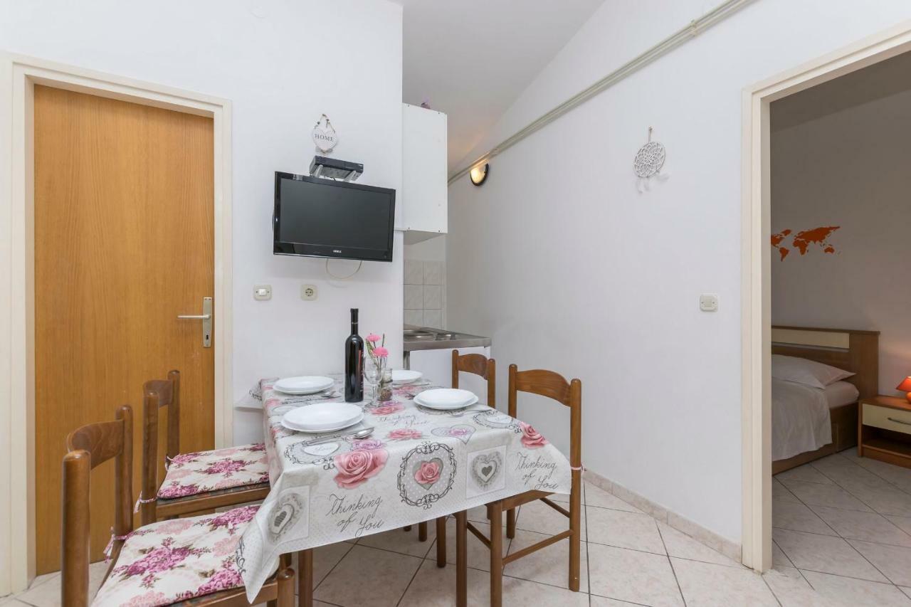 Apartments Miroslava Vodice Exterior foto